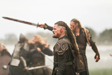 Jurre_redbad_sword_battle_m